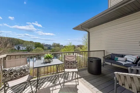 1238 Vernon Drive Carver MN 55315