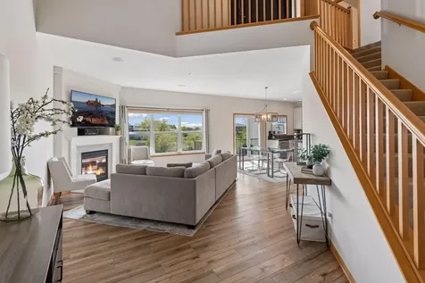 1238 Vernon Drive Carver MN 55315