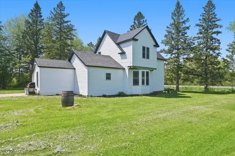 6411 S Preston Road Superior WI 54880
