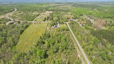6411 S Preston Road Superior WI 54880