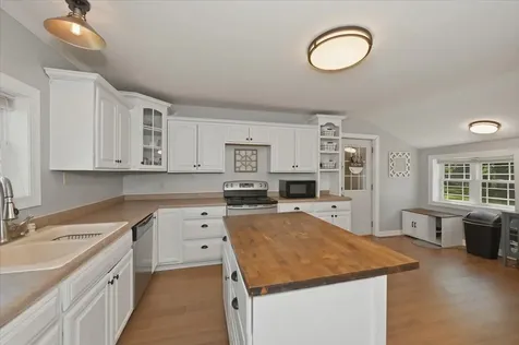 6411 S Preston Road Superior WI 54880