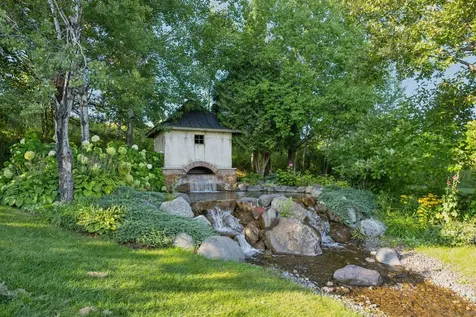 2824 Jean Duluth Road Duluth MN 55804