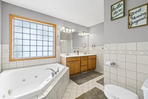 2044 Pheasant Run Street Shakopee MN 55379