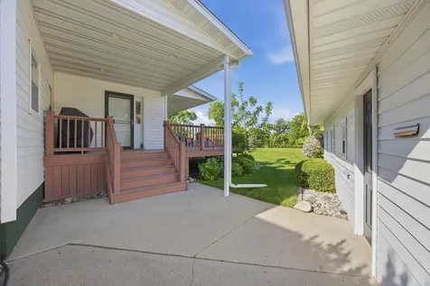 1323 S River Drive Moorhead MN 56560