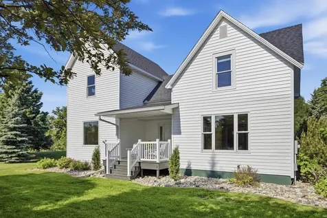 1323 S River Drive Moorhead MN 56560