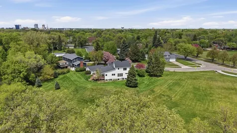 1323 S River Drive Moorhead MN 56560