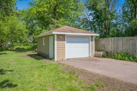 1140 Charlton Street West Saint Paul MN 55118