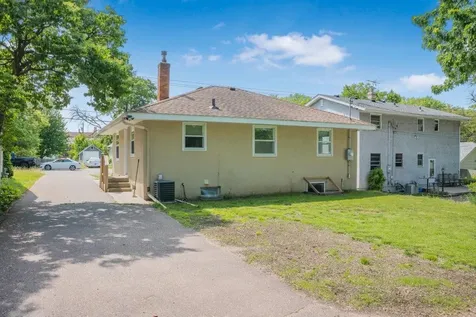 1140 Charlton Street West Saint Paul MN 55118
