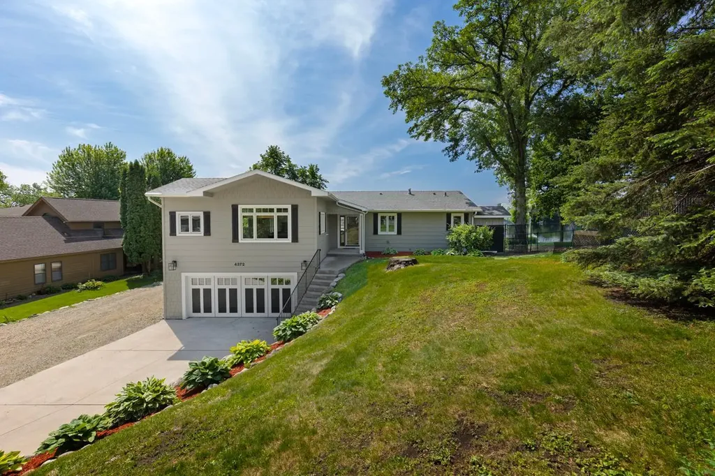 4372 Channel Road Spring Park MN 55384