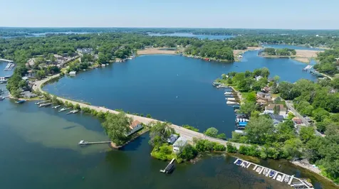 4372 Channel Road Spring Park MN 55384