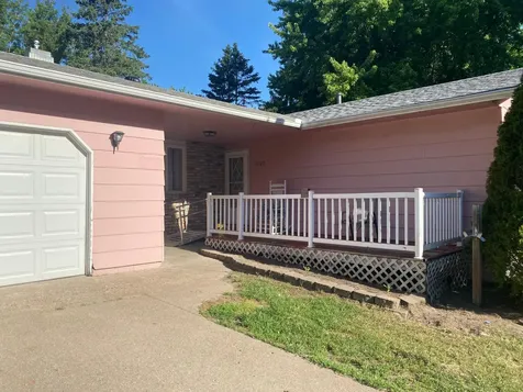 1007 10th Avenue N Princeton MN 55371