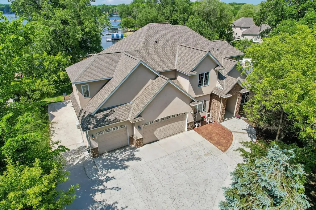 1496 Bluebill Bay Road Burnsville MN 55306