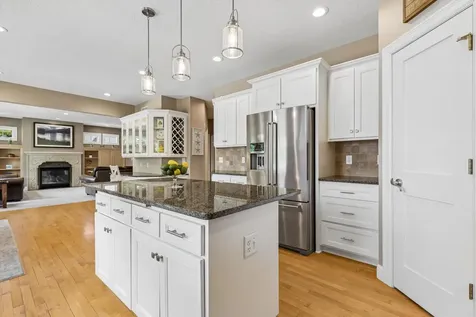 1496 Bluebill Bay Road Burnsville MN 55306