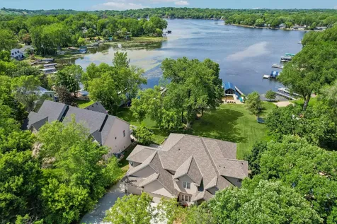 1496 Bluebill Bay Road Burnsville MN 55306