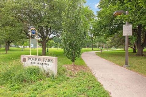 745 Aldine Street Saint Paul MN 55104