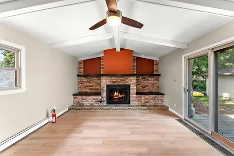 610 Grange Avenue N Oakdale MN 55128