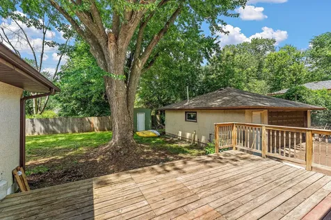 610 Grange Avenue N Oakdale MN 55128