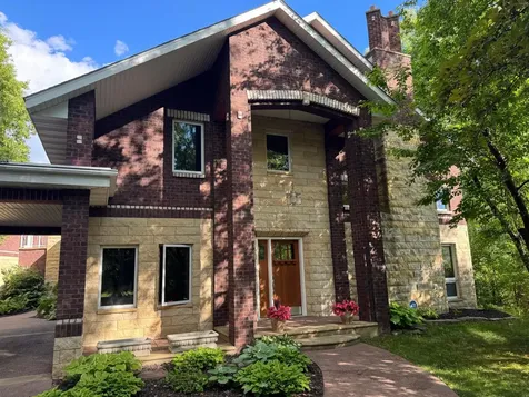 3720 Denmark Court E Eagan MN 55123