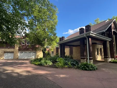 3720 Denmark Court E Eagan MN 55123