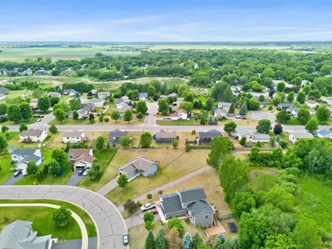 697 Eagle Lake Road S Big Lake MN 55309