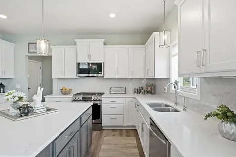 17834 Evershed Way Lakeville MN 55044