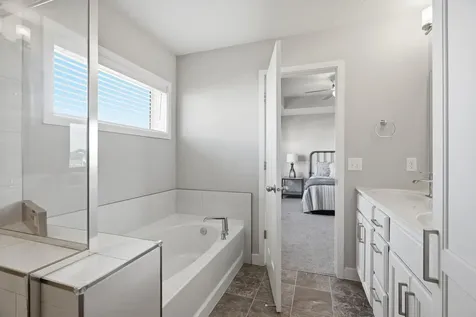 17834 Evershed Way Lakeville MN 55044
