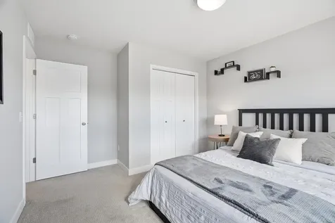 17834 Evershed Way Lakeville MN 55044