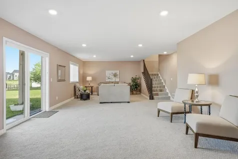 17834 Evershed Way Lakeville MN 55044