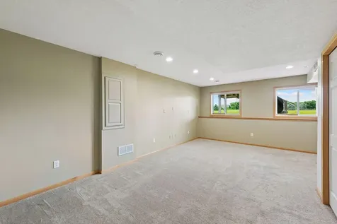 12155 85th Avenue N Maple Grove MN 55369
