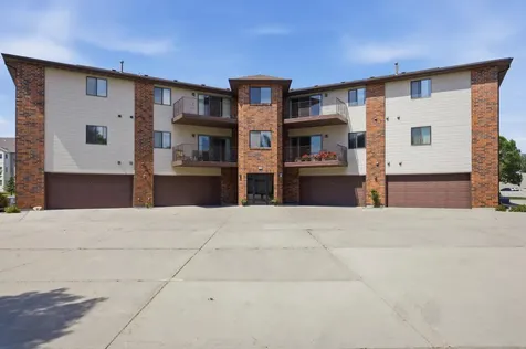 2629 35th Avenue S Fargo ND 58104
