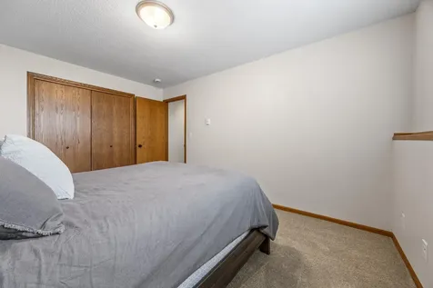 1907 33rd Street S Moorhead MN 56560