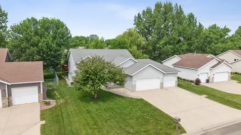 1907 33rd Street S Moorhead MN 56560