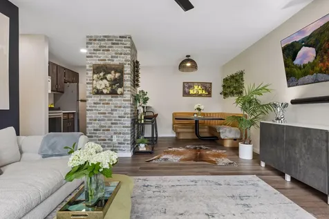 2478 Cobble Hill Alcove Woodbury MN 55125