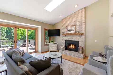 17678 Kettering Trail Lakeville MN 55044