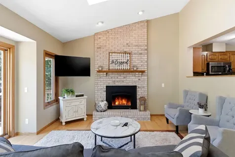 17678 Kettering Trail Lakeville MN 55044