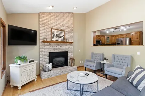17678 Kettering Trail Lakeville MN 55044
