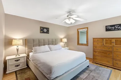 17678 Kettering Trail Lakeville MN 55044
