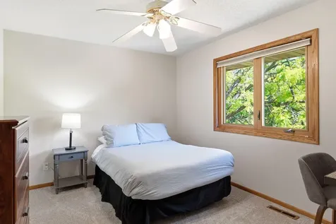 17678 Kettering Trail Lakeville MN 55044