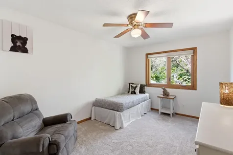 17678 Kettering Trail Lakeville MN 55044