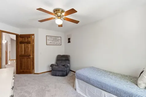 17678 Kettering Trail Lakeville MN 55044