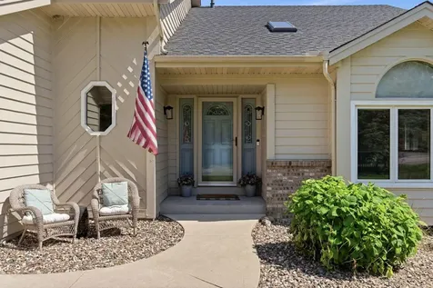 17678 Kettering Trail Lakeville MN 55044