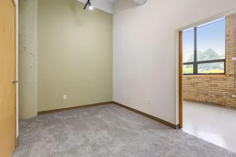 1701 Madison Street NE Minneapolis MN 55413