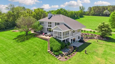 7526 Turner Road Independence MN 55359