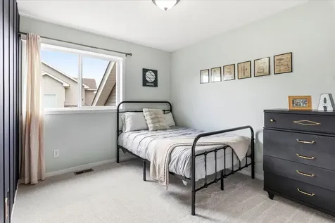 589 Montrose Avenue Delano MN 55328