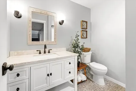 589 Montrose Avenue Delano MN 55328