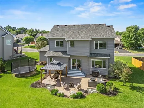 589 Montrose Avenue Delano MN 55328