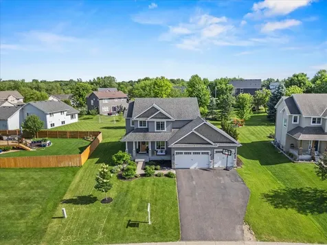 589 Montrose Avenue Delano MN 55328