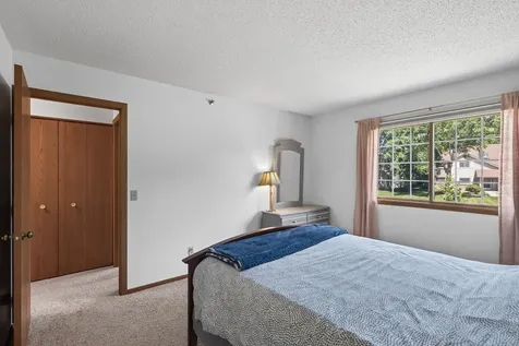 15155 Lesley Lane Eden Prairie MN 55346