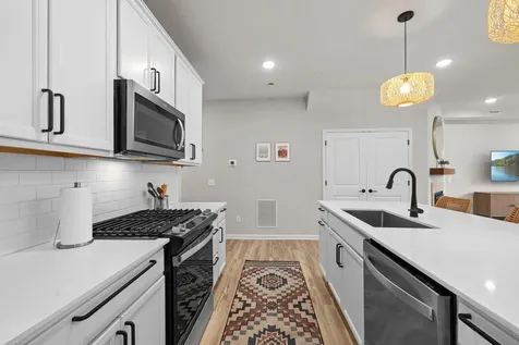 4901 Avery Court Eagan MN 55123