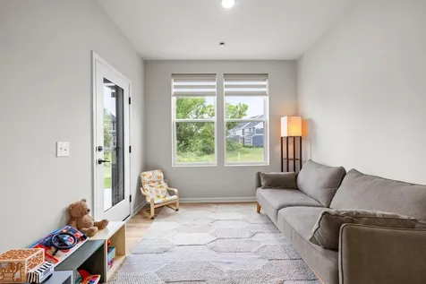 4901 Avery Court Eagan MN 55123